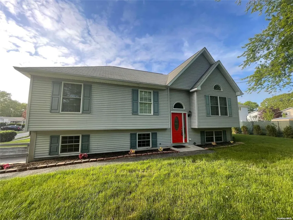 129 Dana Avenue Mastic NY 11950