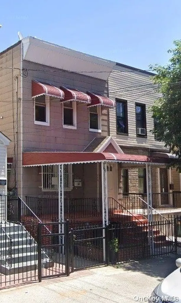 373 Pine Street Brooklyn NY 11208