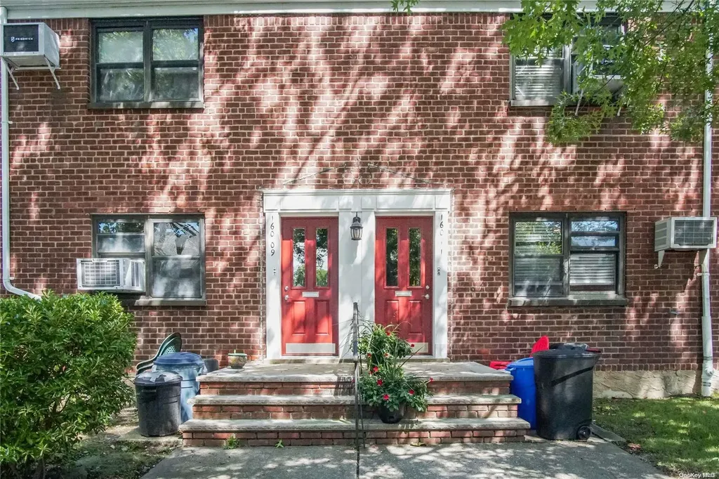 160-09 16th Avenue Whitestone NY 11357