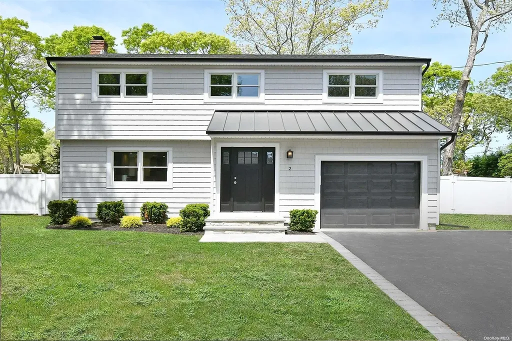 2 Stony Court Hampton Bays NY 11946
