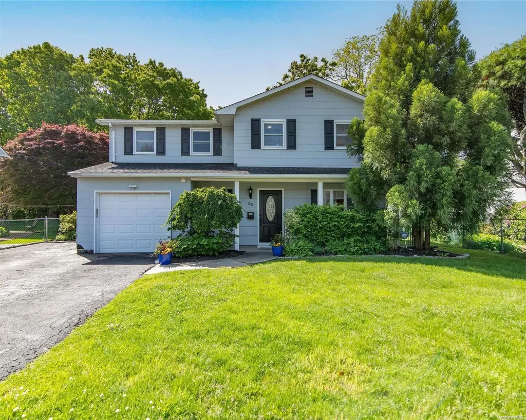36 Magellan Avenue Kings Park NY 11754