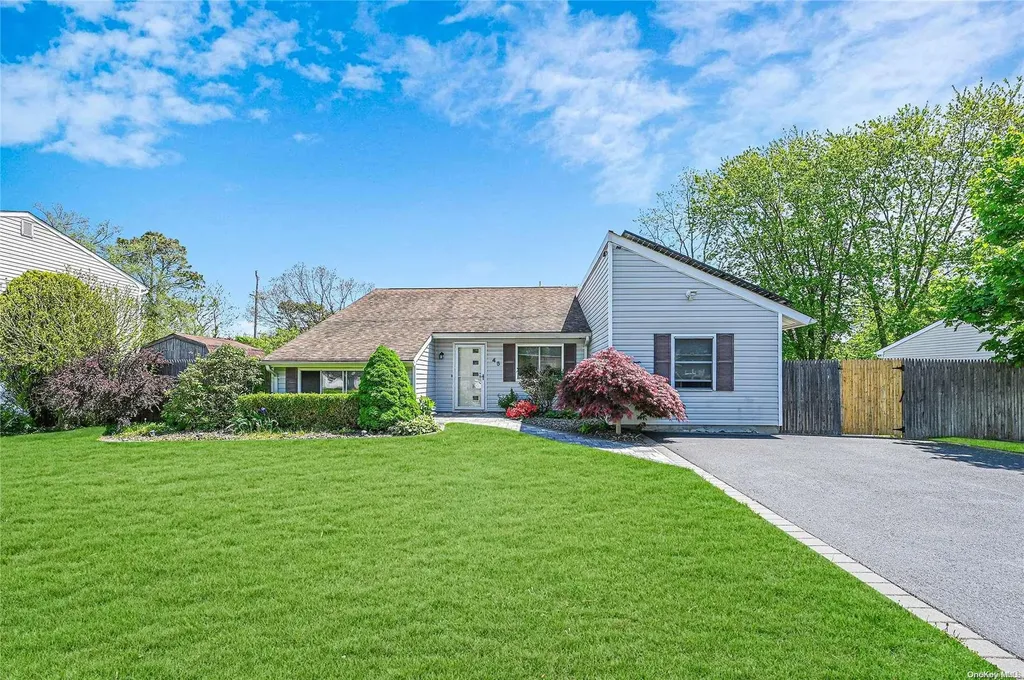 45 Rustic Avenue Medford NY 11763