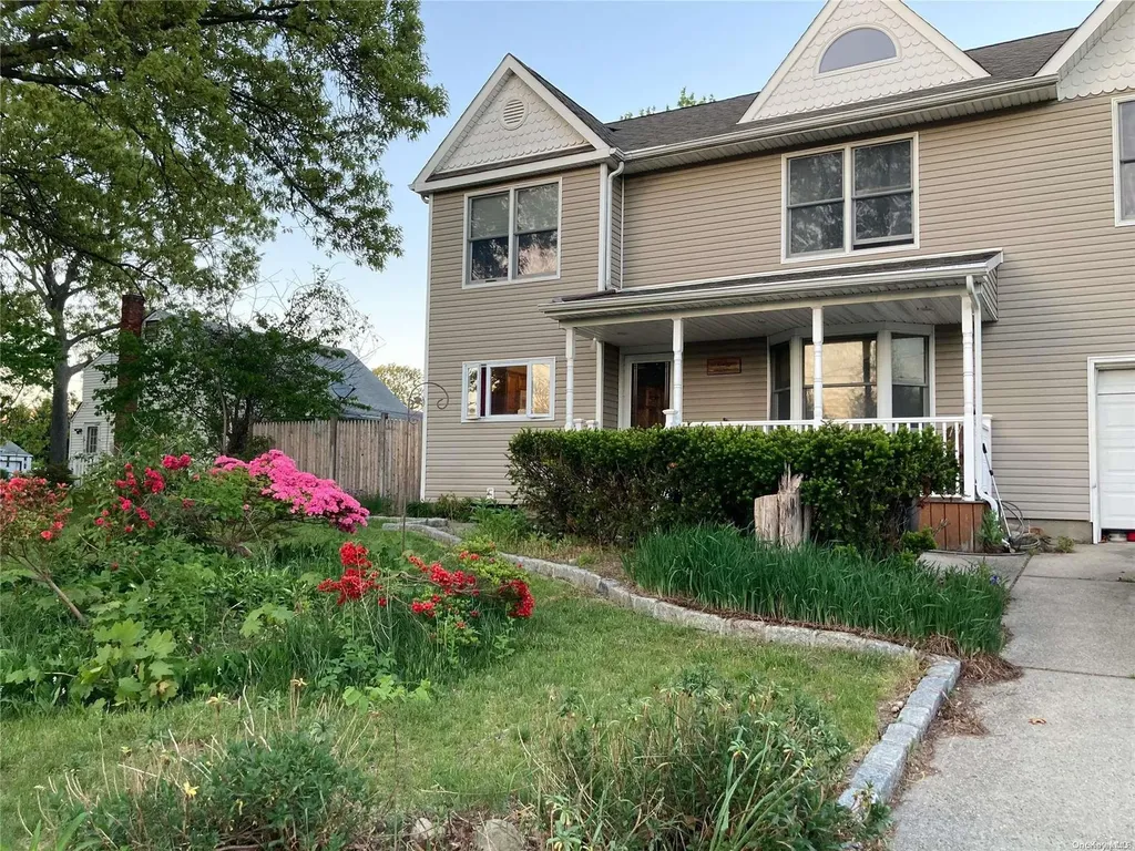 5 Camp Drive Selden NY 11784