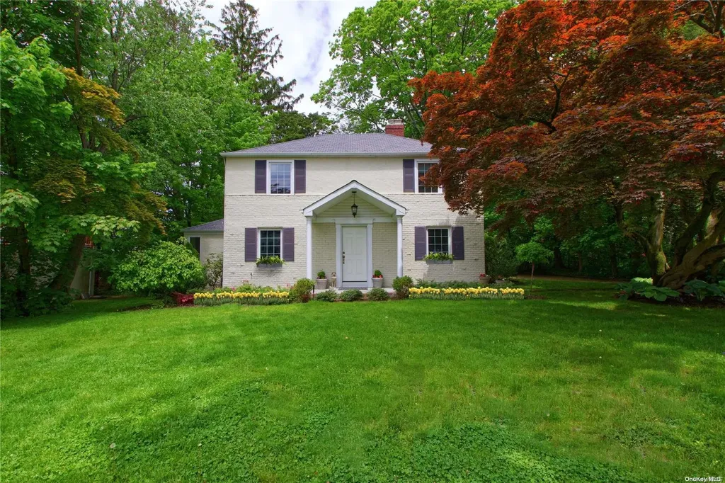 43 Short Drive Manhasset NY 11030