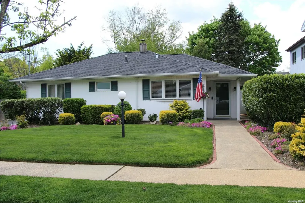 69 Cedar Drive Massapequa NY 11758