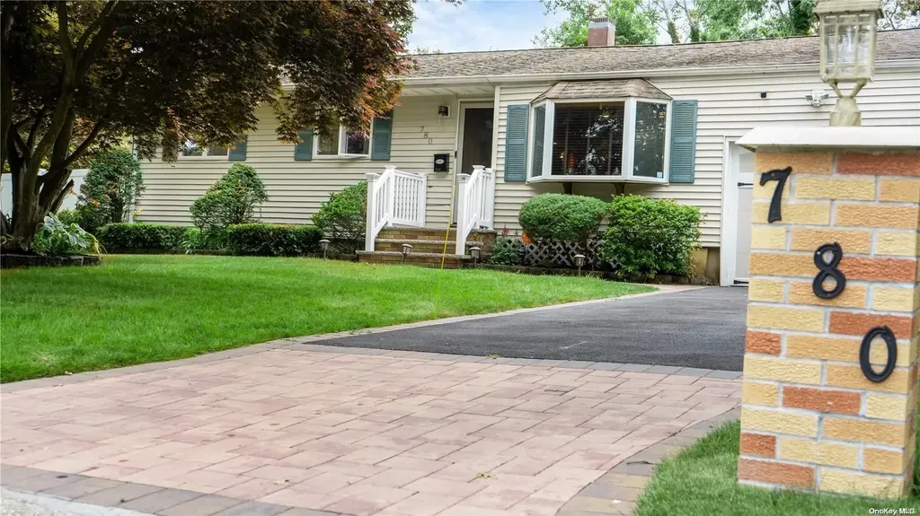 780 Commack Road Brentwood NY 11717
