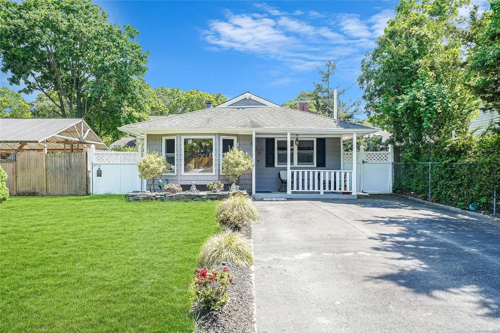 66 Bedford Avenue Mastic NY 11950