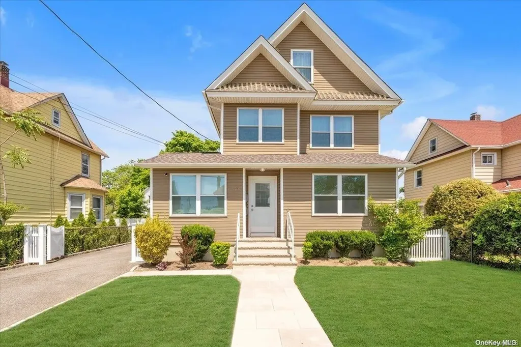 25 Washington Avenue Lynbrook NY 11563