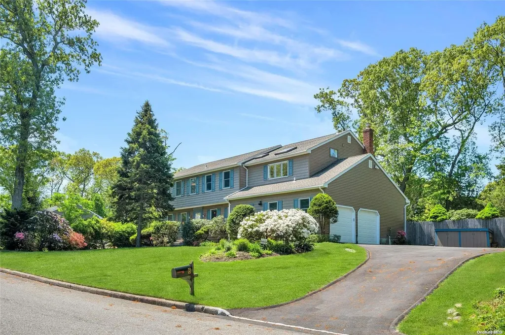 6 Settlers Way Setauket NY 11733