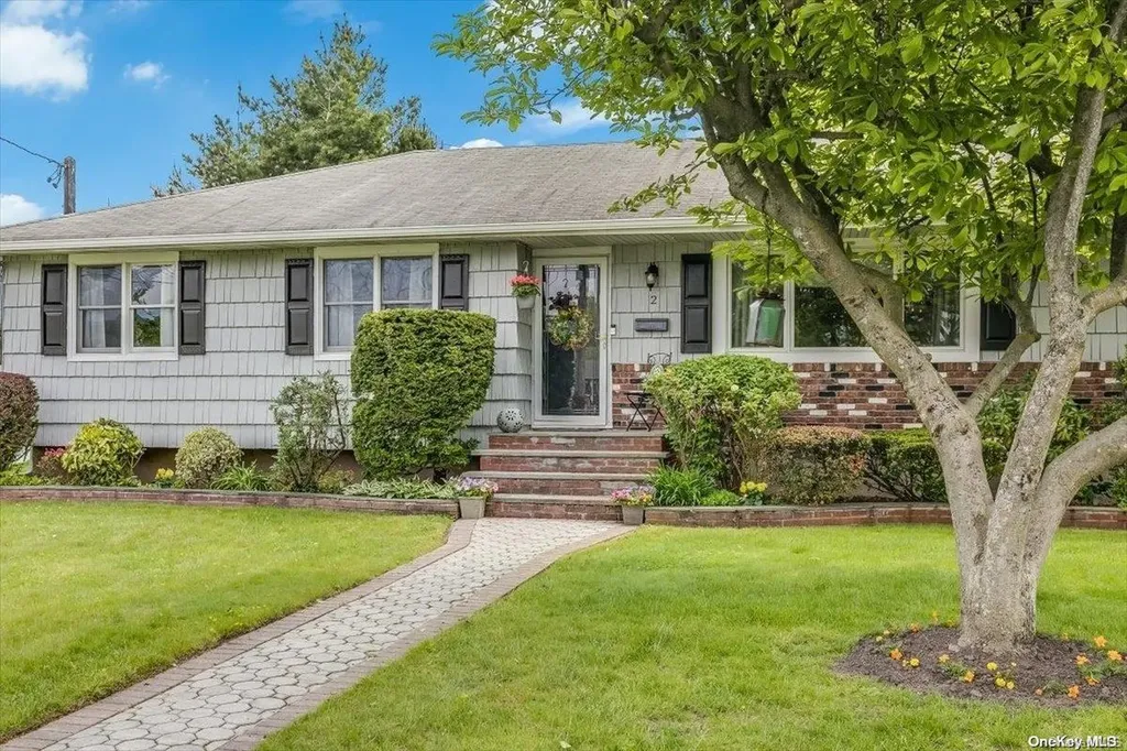 2 Troscher Lane Bethpage NY 11714