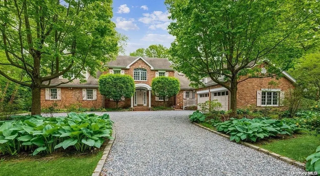 145 Bacon Road Old Westbury NY 11568