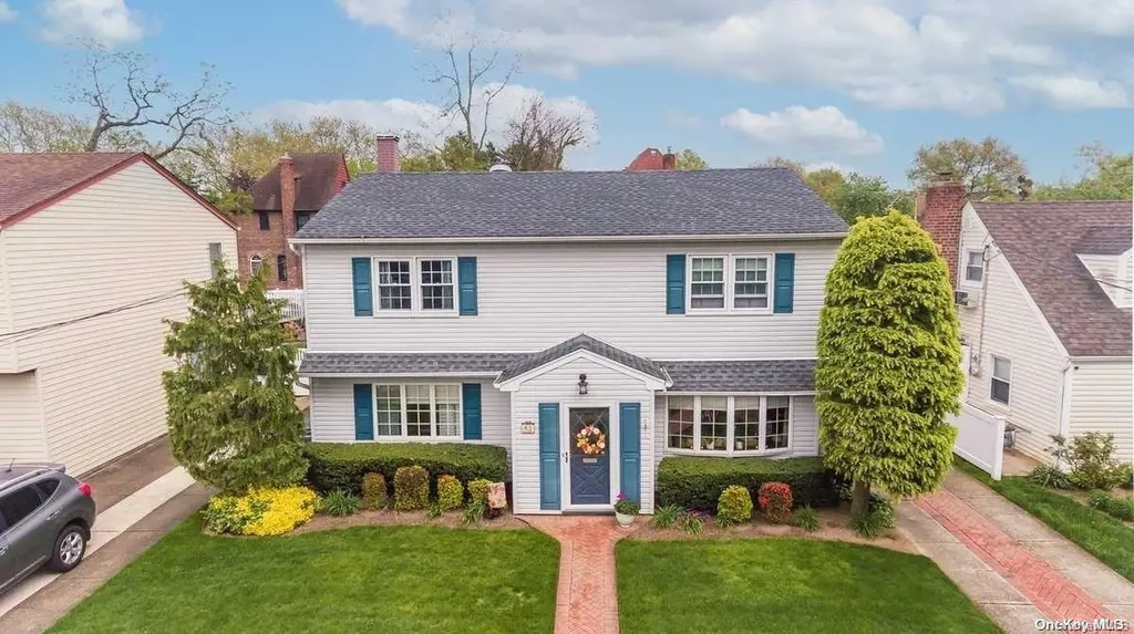 83 Oceanview Avenue Valley Stream NY 11581