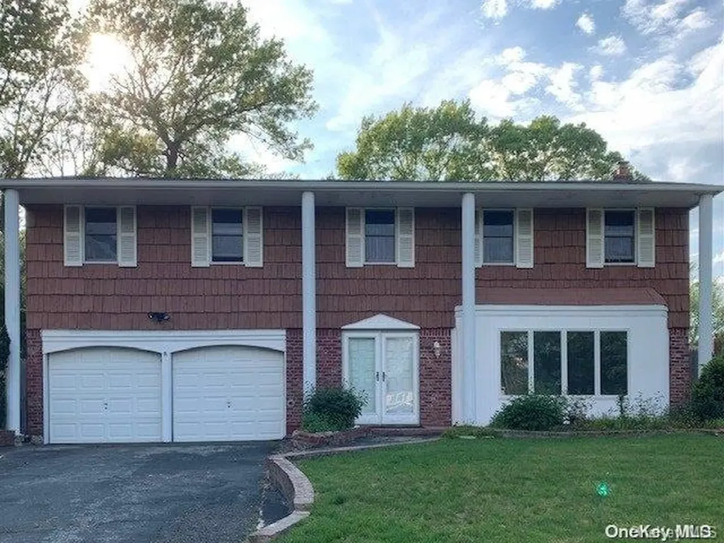 66 Wicks Path Commack NY 11725