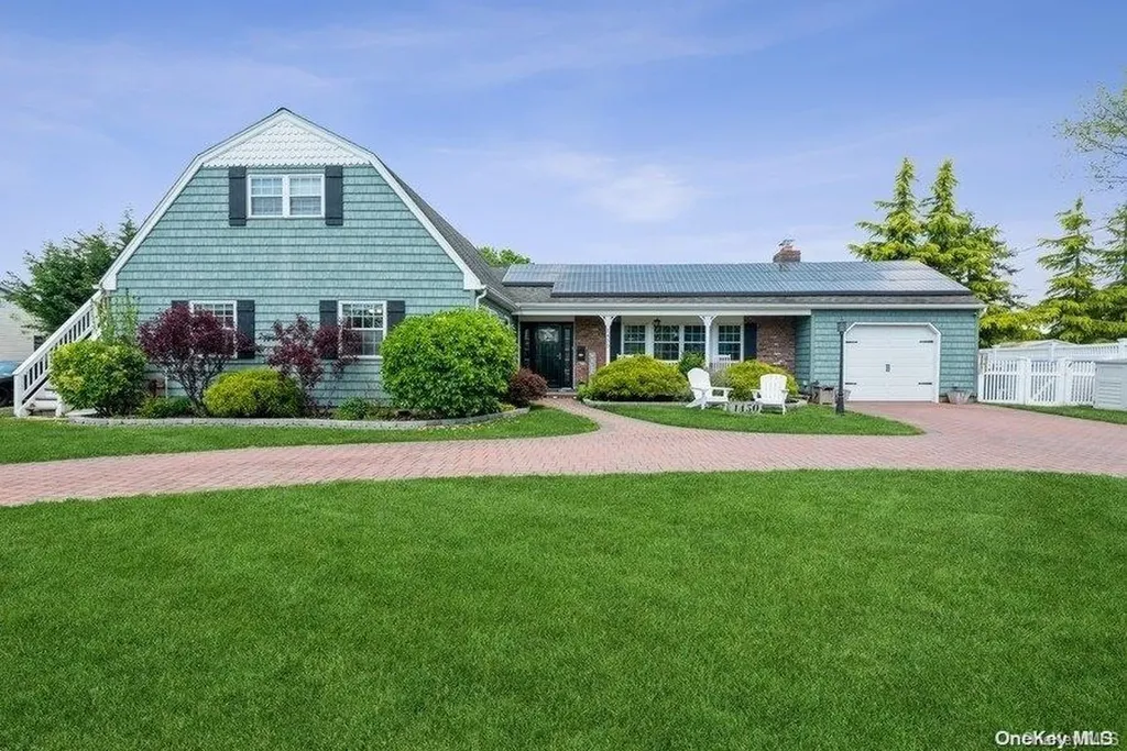 1450 Herzel Boulevard West Babylon NY 11704