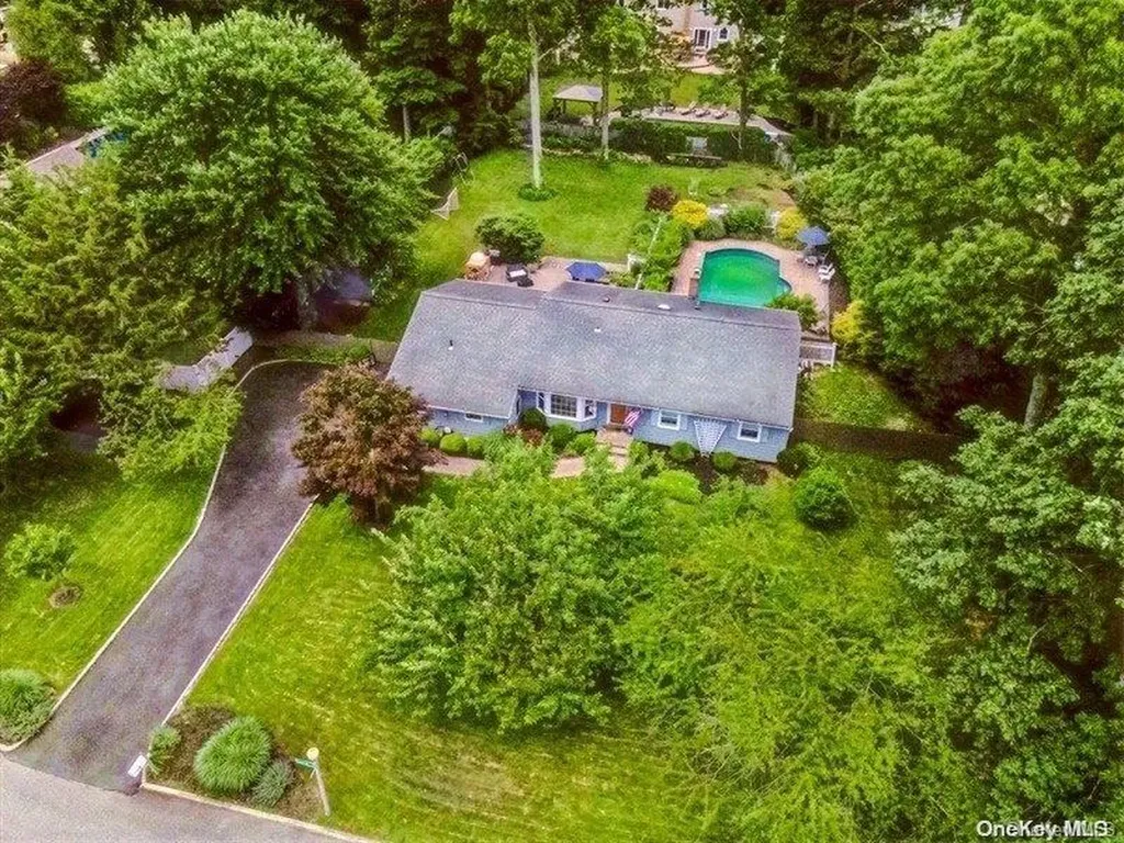 5 David Lane Saint James NY 11780