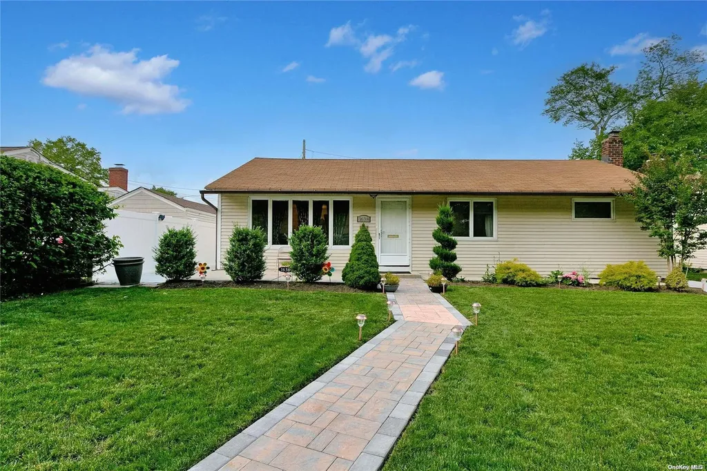 1638 Southern Drive Valley Stream NY 11580
