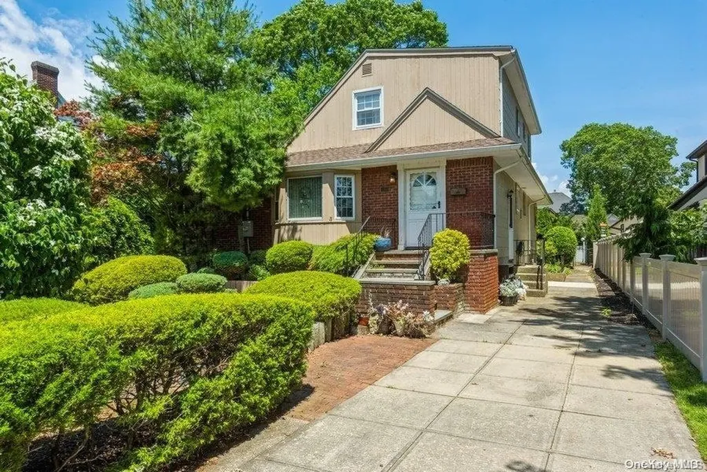 580 Waterview Road Oceanside NY 11572
