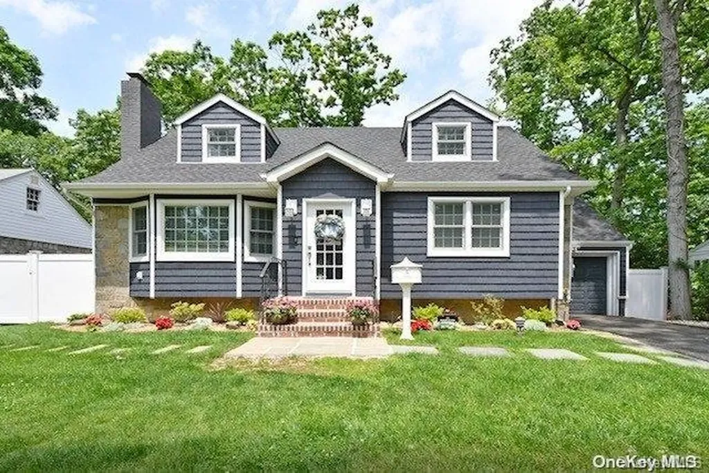93 Marion Avenue Merrick NY 11566