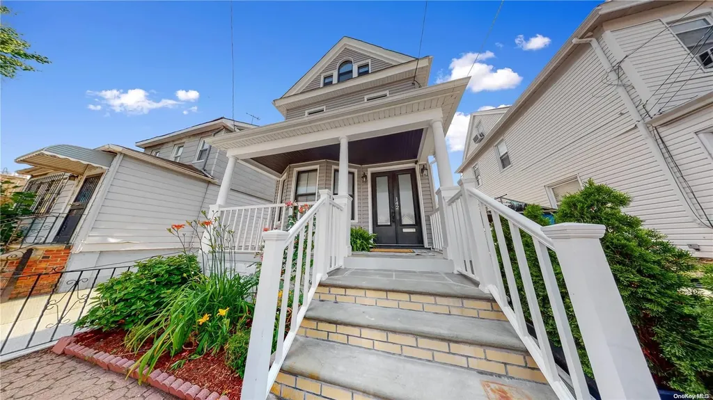 142 Lincoln Avenue Brooklyn NY 11208