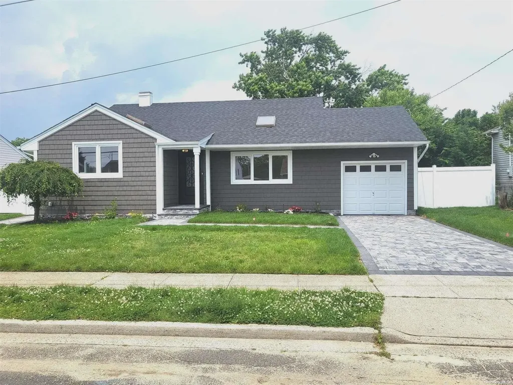 50 Sandy Lane Massapequa NY 11758