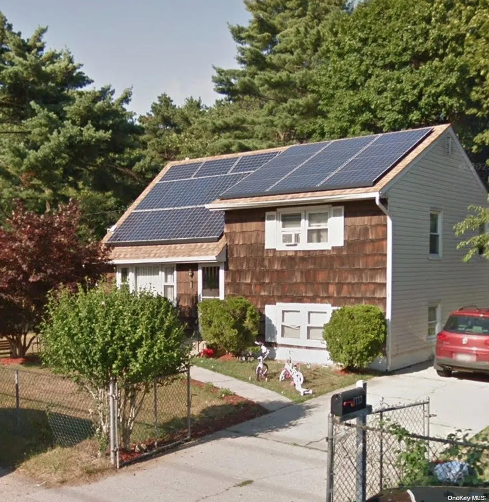 1773 Stein Drive Bay Shore NY 11706