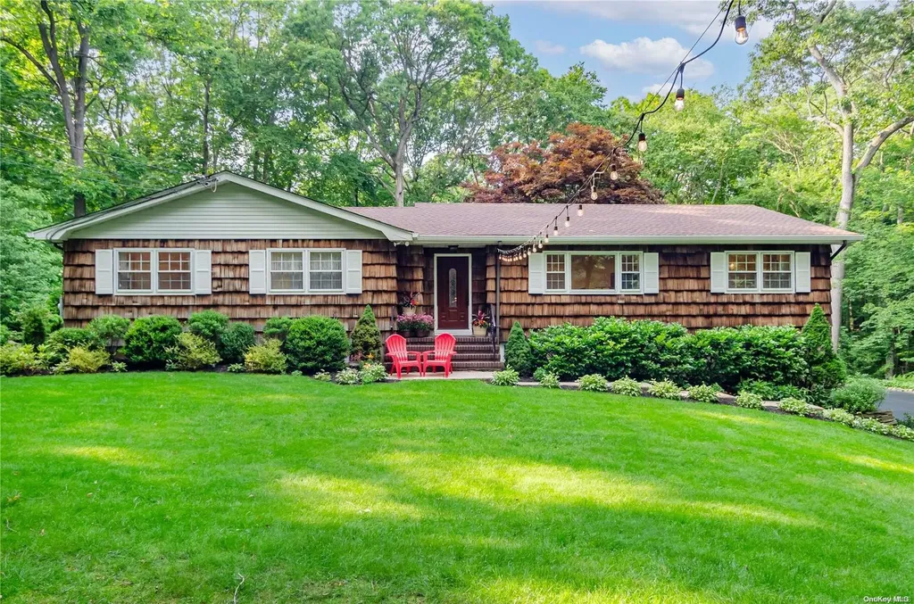 5 White Oak Lane Northport NY 11768