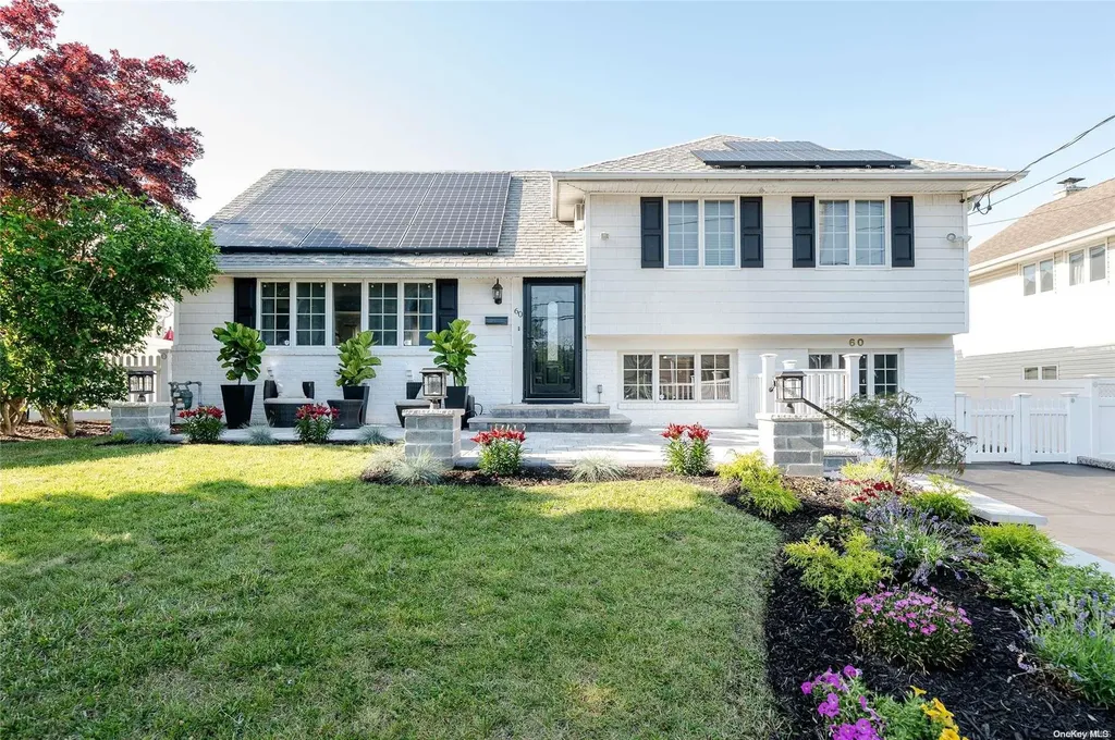 60 Concord Avenue Oceanside NY 11572