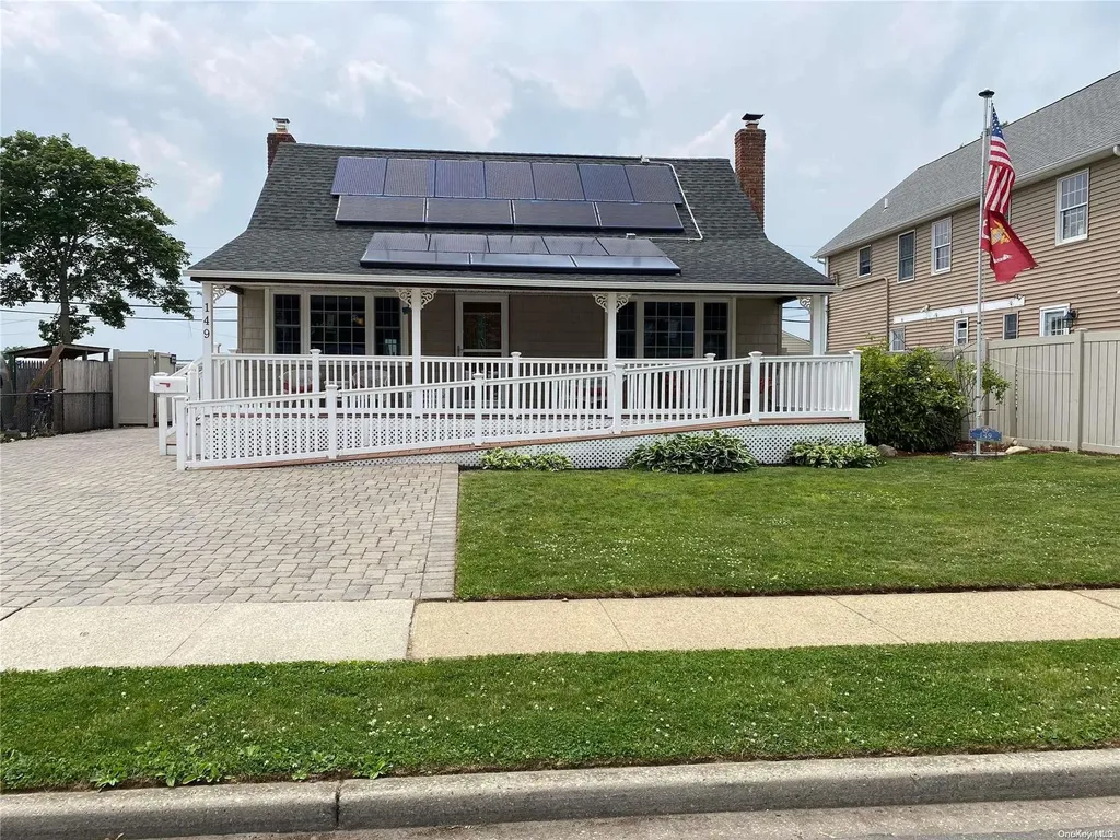 149 Cardinal Road Levittown NY 11756