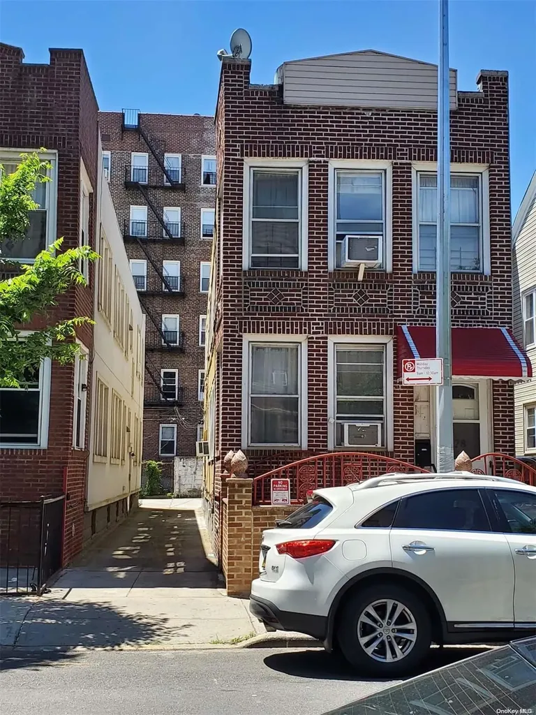 28 E 31st Street Brooklyn NY 11226