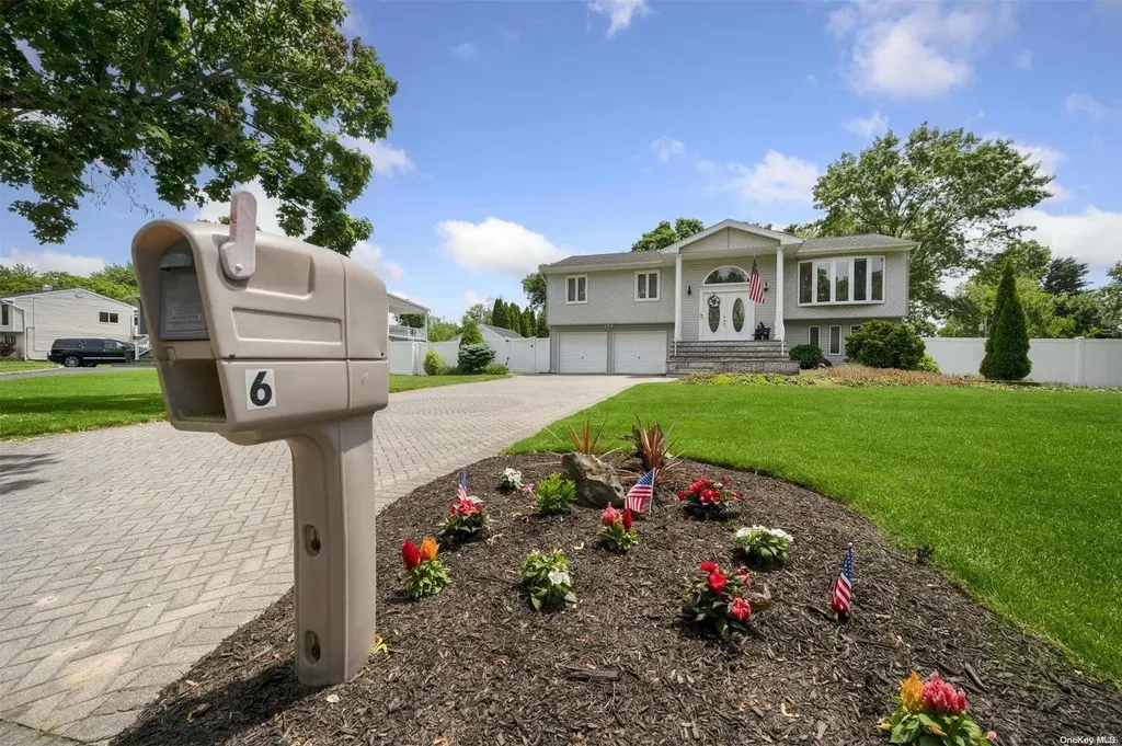 6 Bethal Lane Commack NY 11725