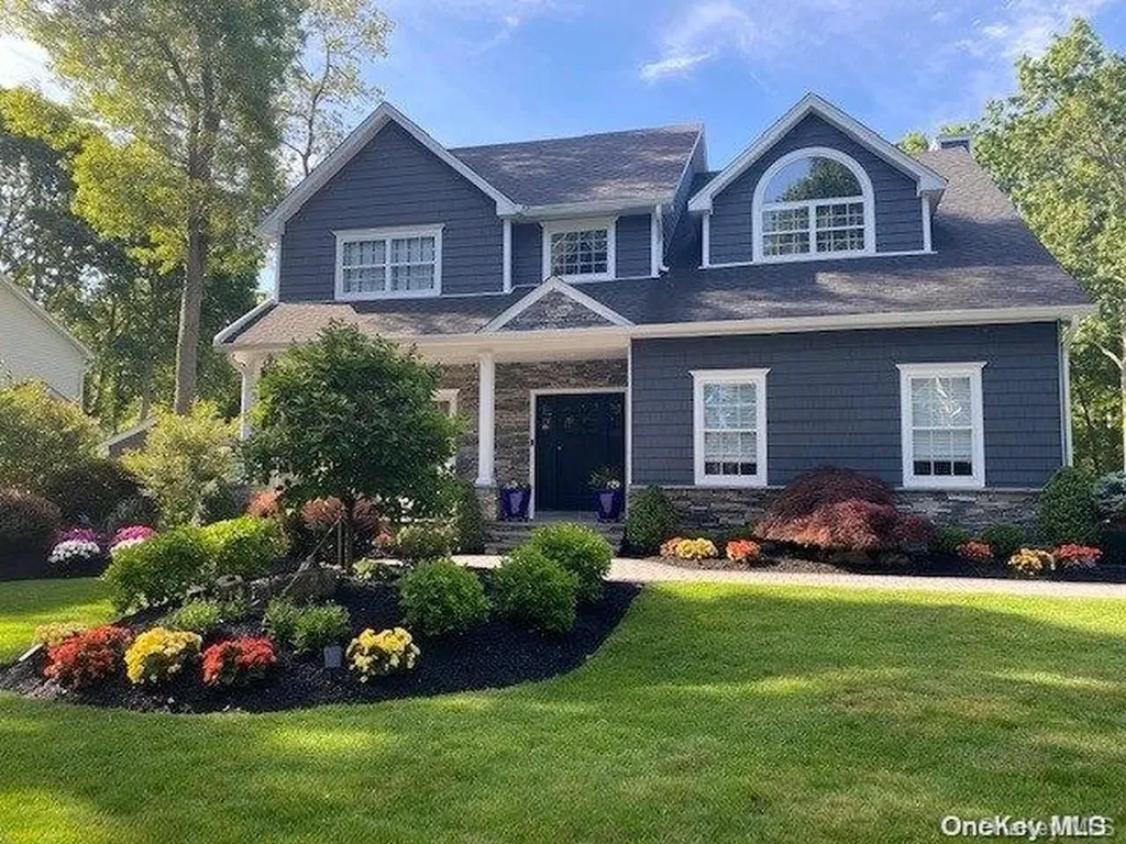 17 Enchanted Forest Road Kings Park NY 11754