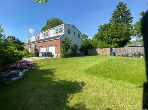 308 Ontario Avenue Avenue Lindenhurst NY 11757