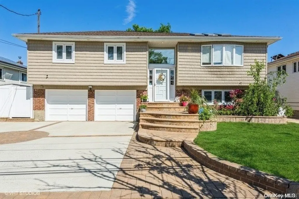 3417 Westminster Road Oceanside NY 11572