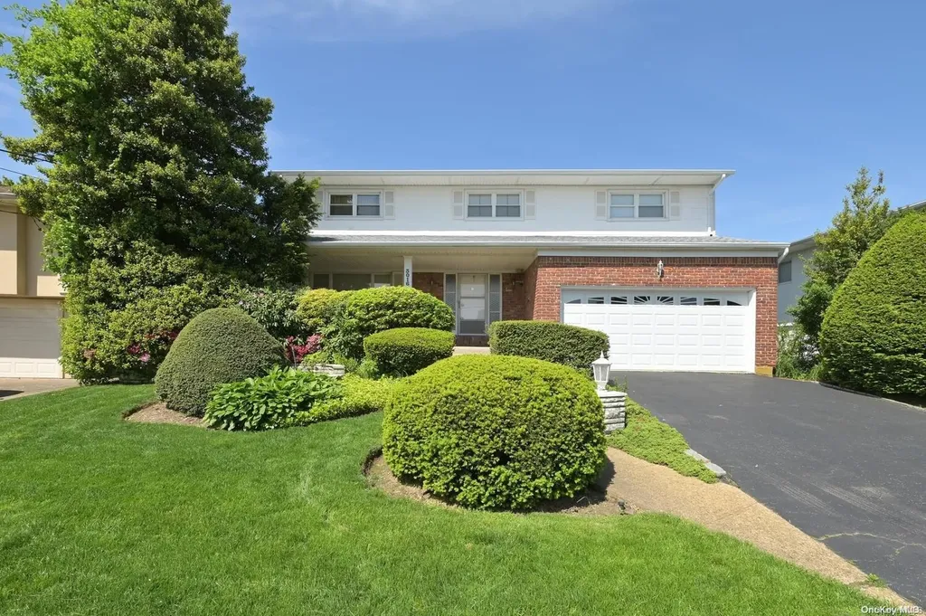 3016 Shore Drive Merrick NY 11566