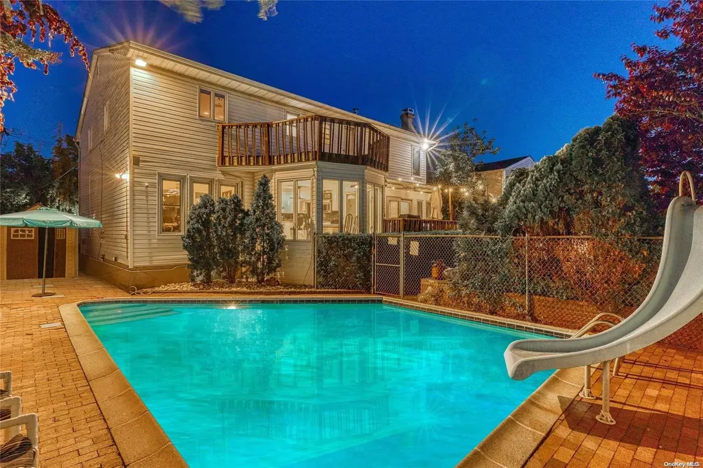 2103 Donna Drive Merrick NY 11566