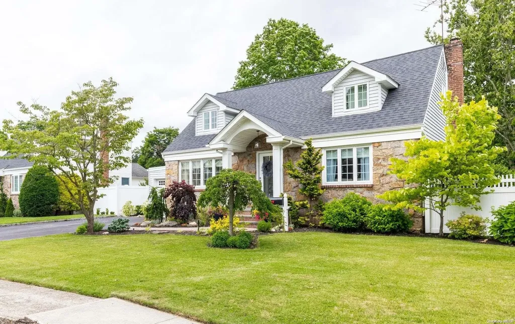 45 Renison Drive Westbury NY 11590