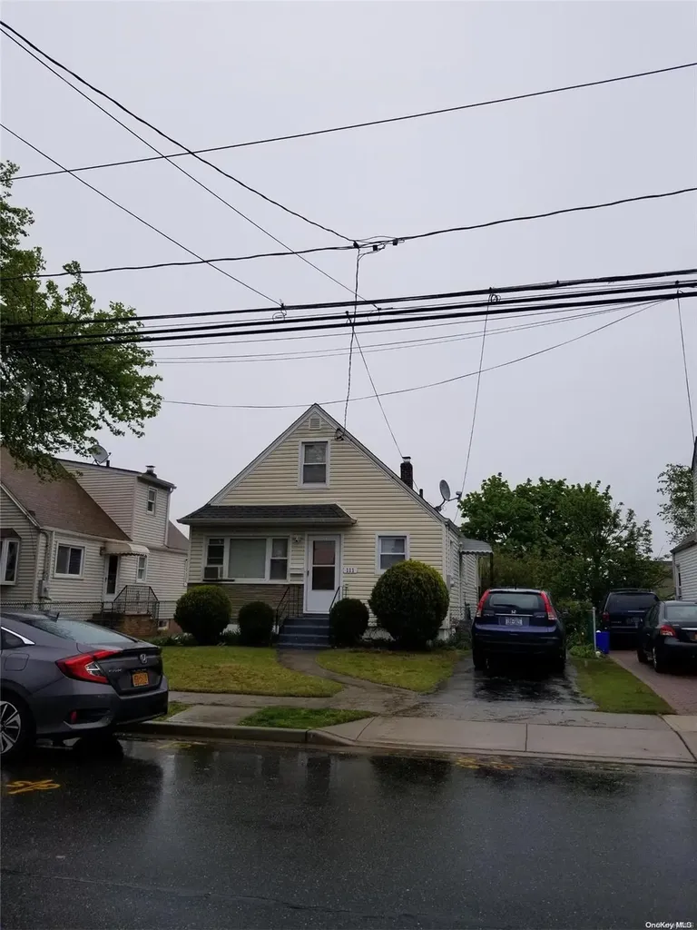 111 Ormonde Boulevard Valley Stream NY 11580