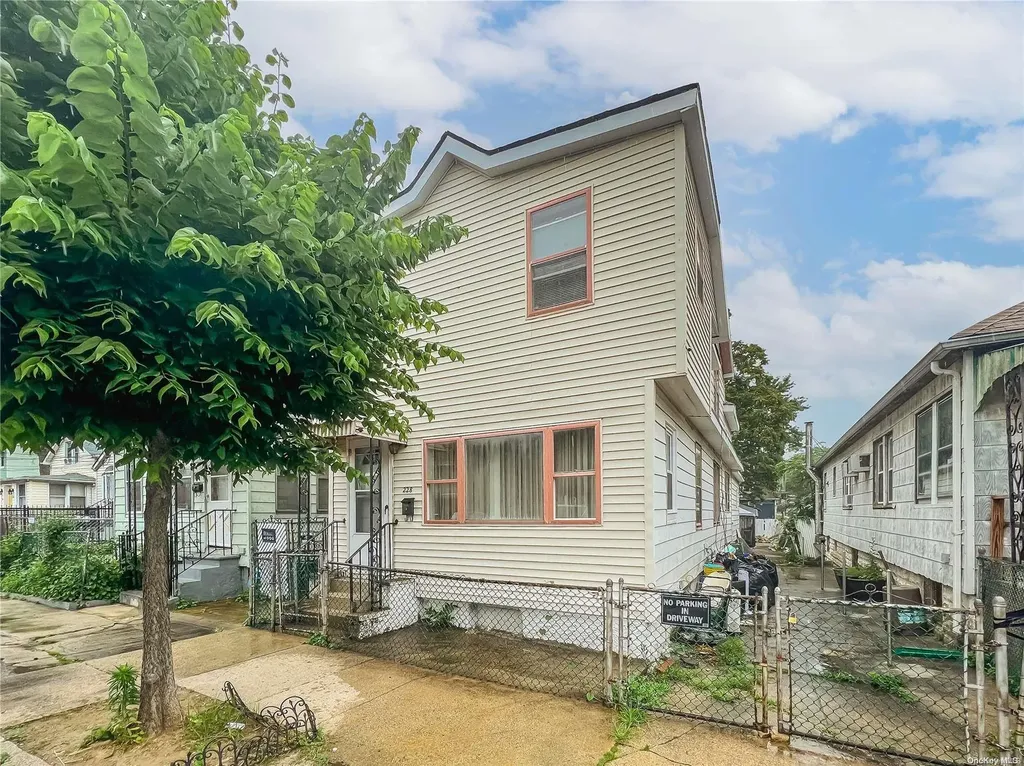 228 Newman Avenue Bronx NY 10473
