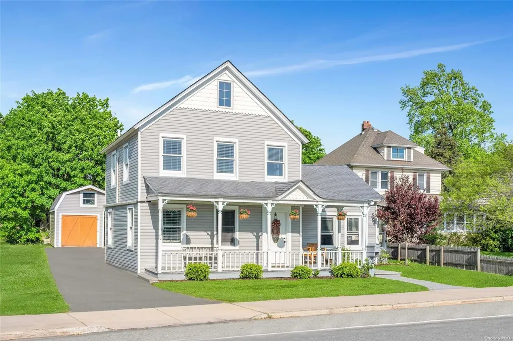 429 S Ocean Avenue Patchogue NY 11772