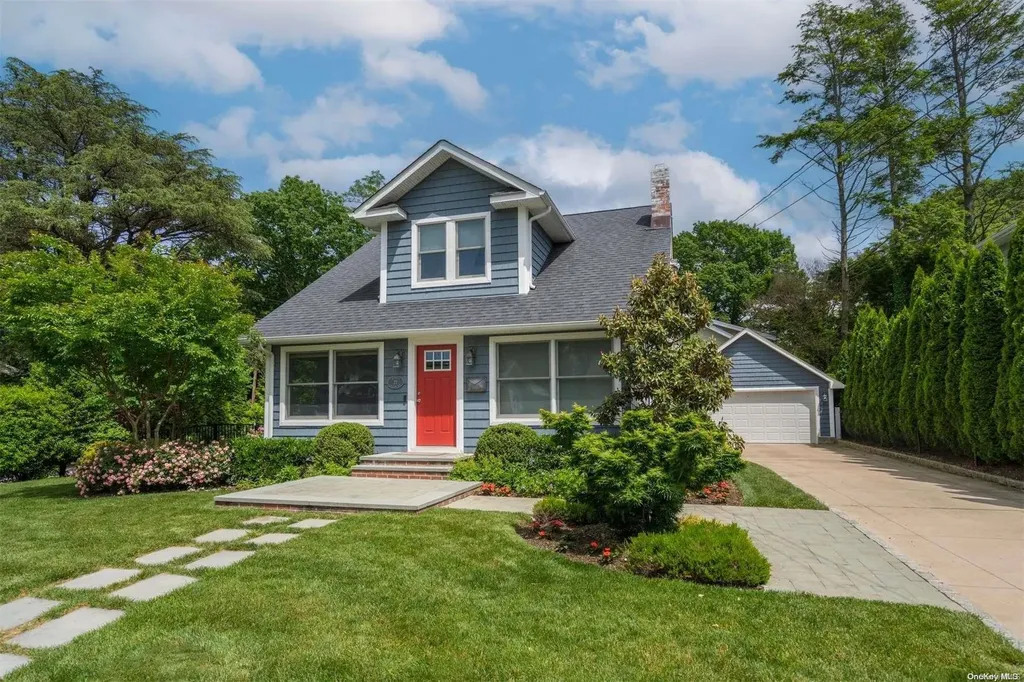 72 Willow Avenue Huntington NY 11743