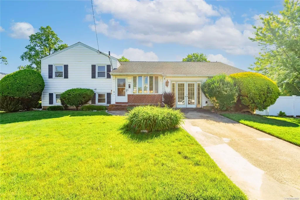 3083 Grand Boulevard Baldwin NY 11510