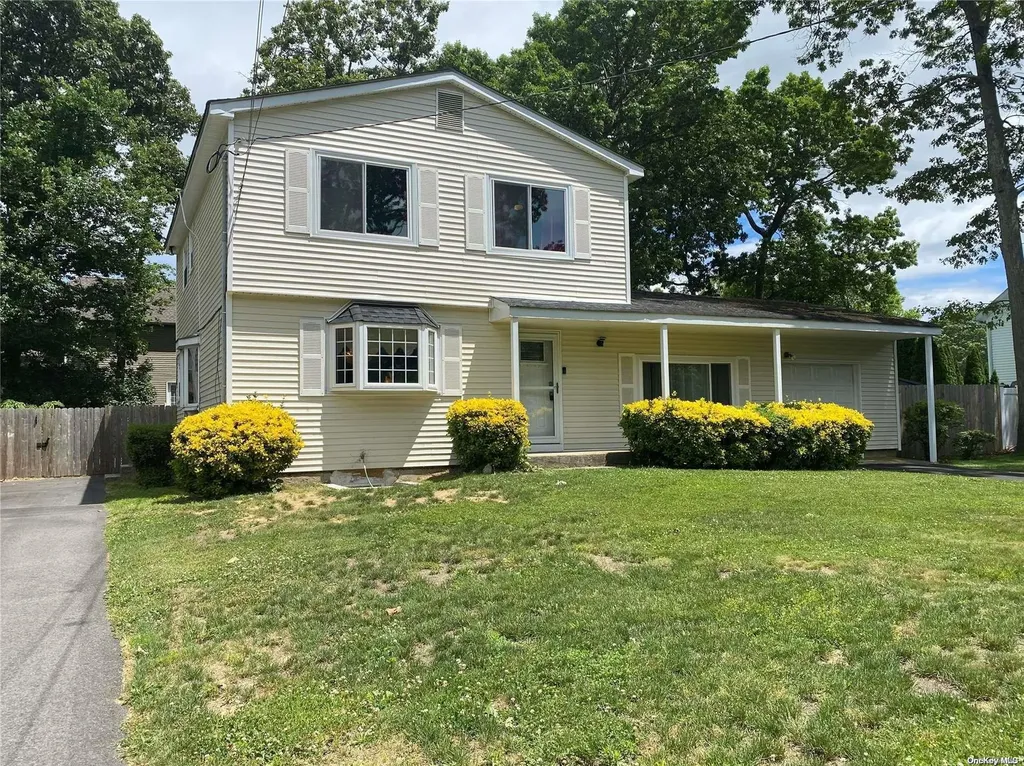 5 Forest Road Centereach NY 11720