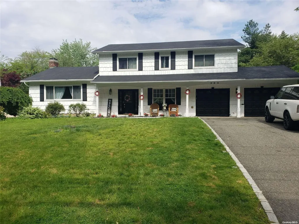 234 Townline Road Commack NY 11725