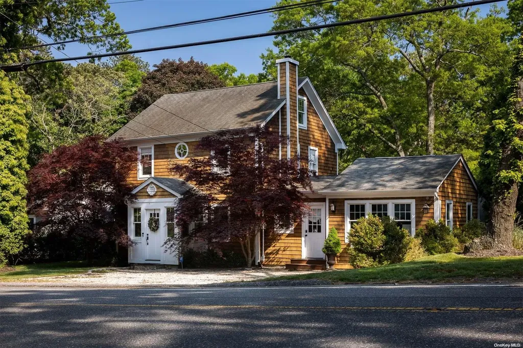 18 S River Road Calverton NY 11933