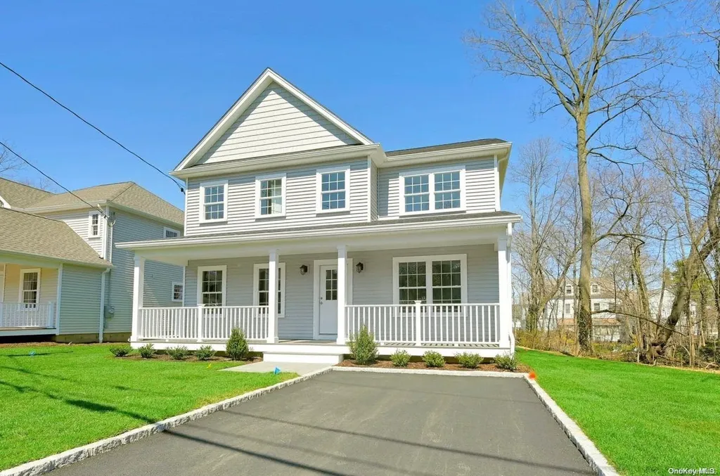 27 Platt Place Huntington NY 11743