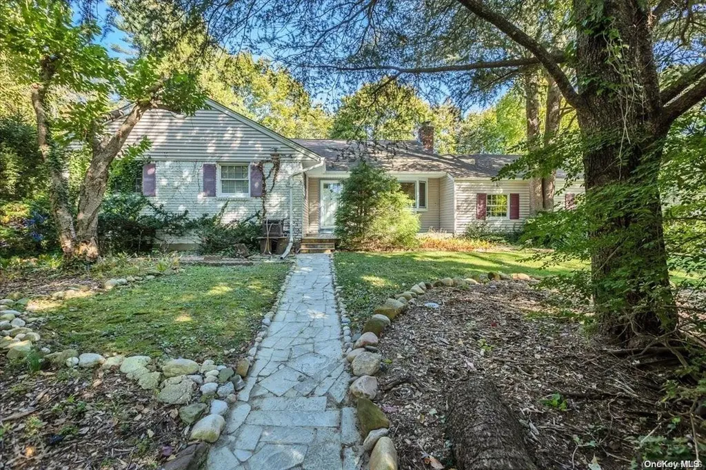 19 Archer Drive Stony Brook NY 11790