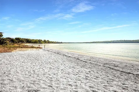 1095 Shore Road Greenport NY 11944
