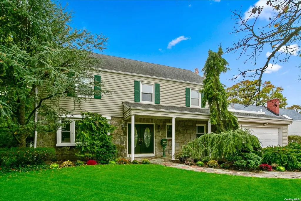 1566 Pebble Lane Hewlett NY 11557