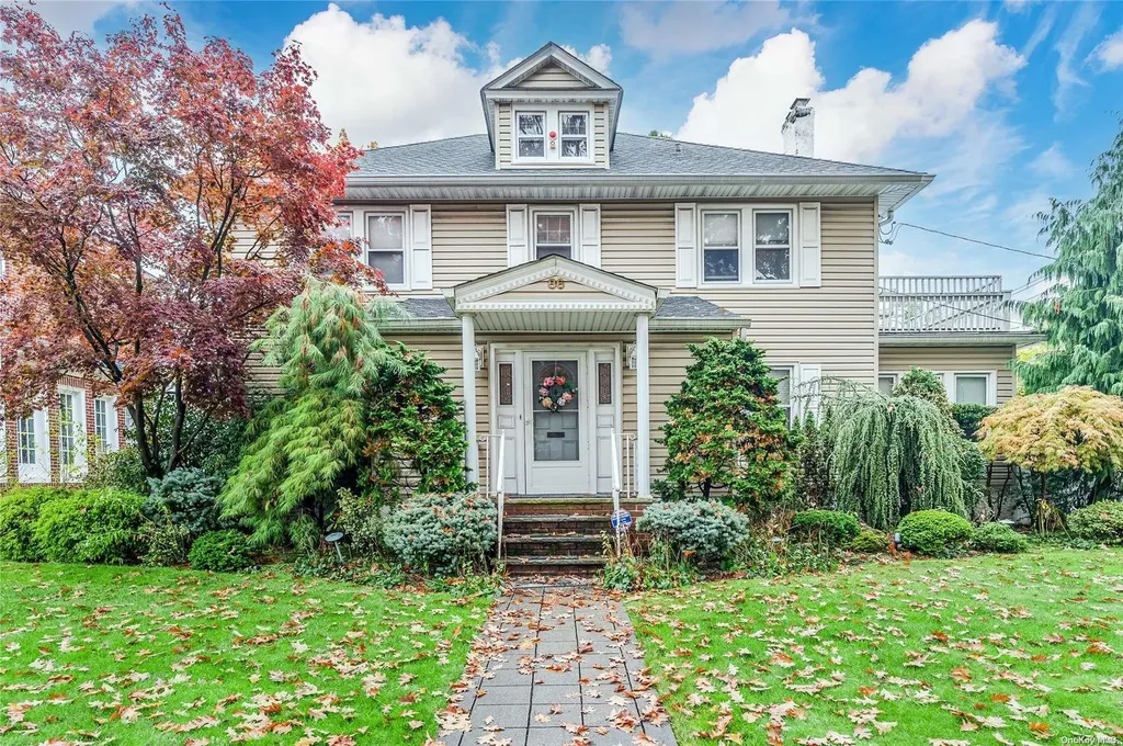 86 Neptune Avenue Woodmere NY 11598