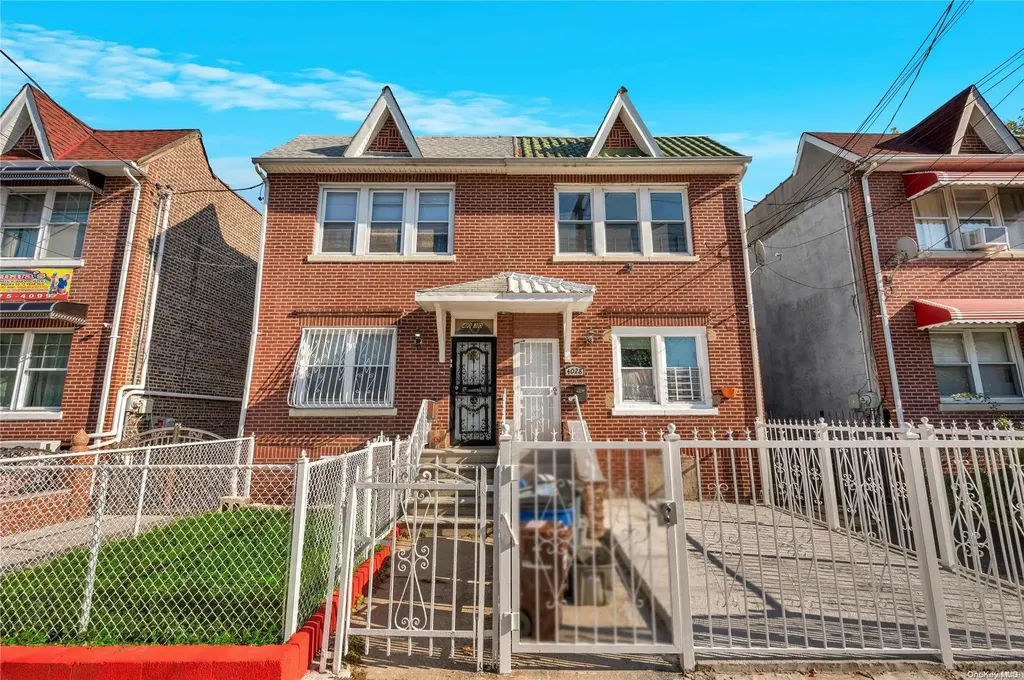 4028 Paulding Avenue Bronx NY 10466
